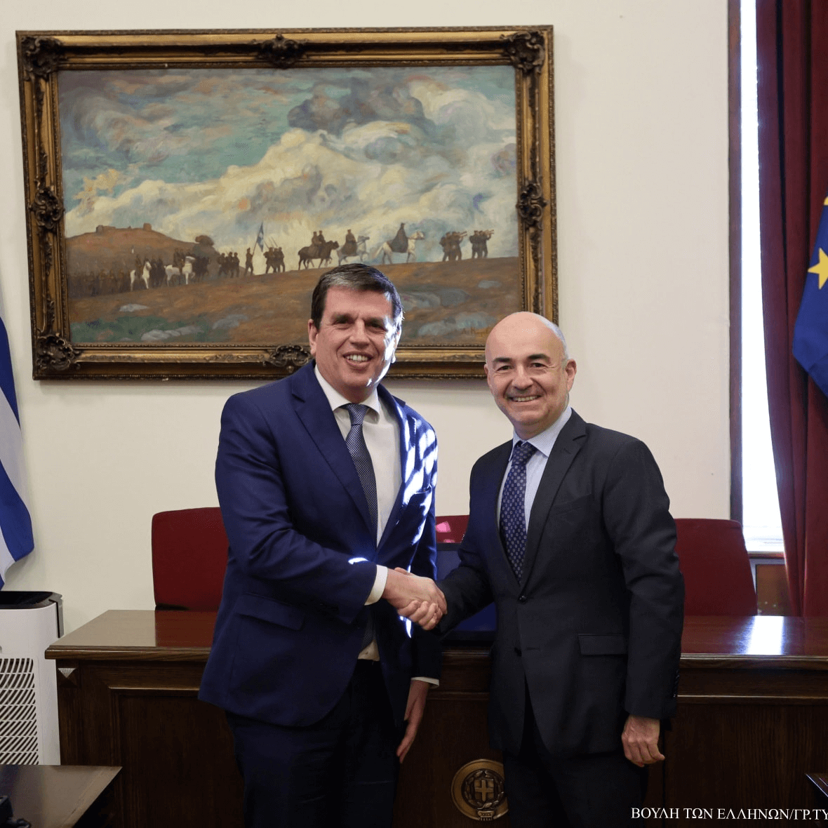 Ως Αντιπρόεδρος της Επιτροπής Άμυνας και Εξωτερικών, στη συνάντηση με τον Πρέσβη της Αργεντινής κ. Luis Alfredo Azpiazu.