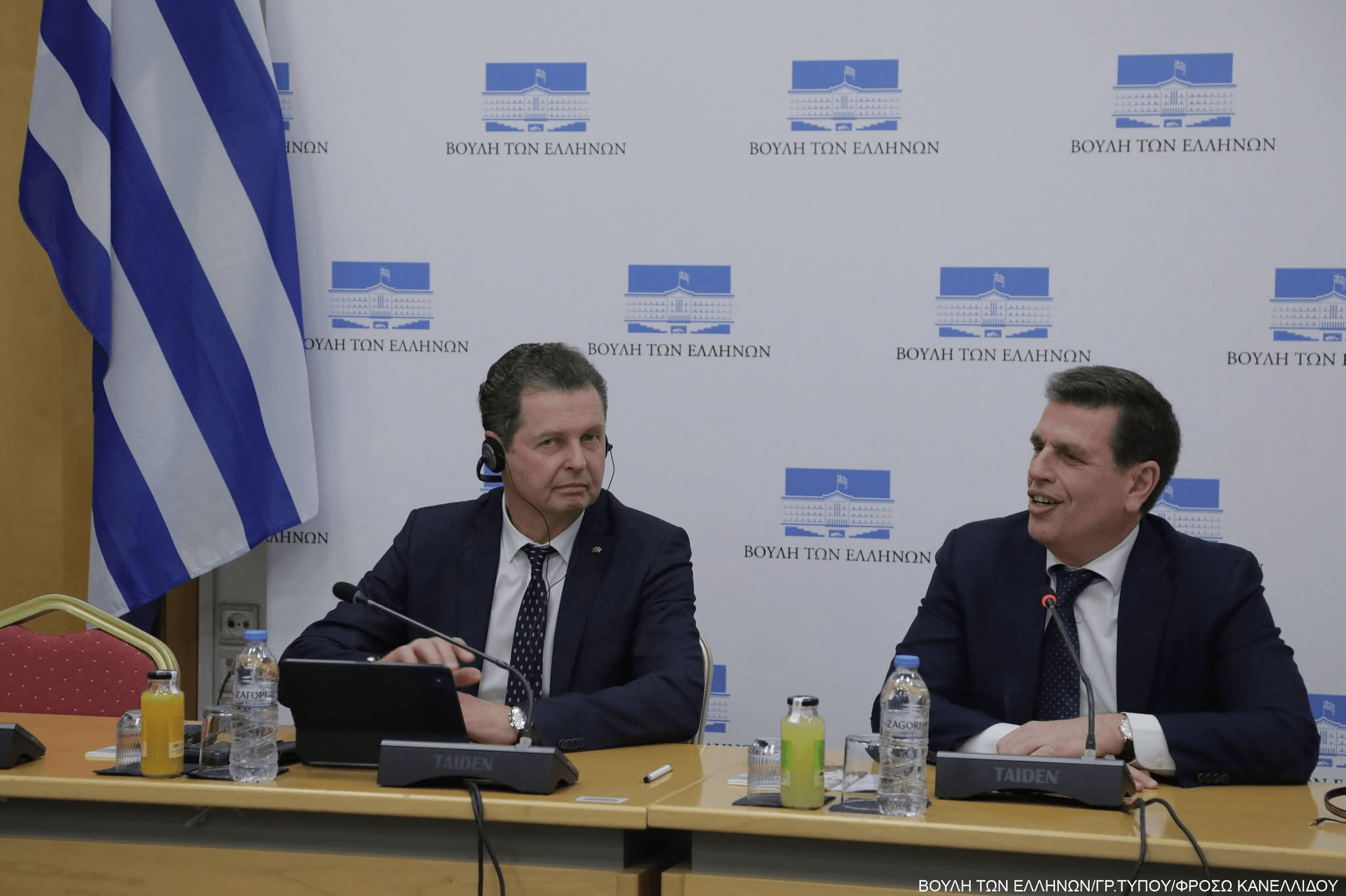 Συναντήθηκα με το προεδρείο της ΚΟΦ Λιθουανίας-Ελλάδας στο Κοινοβούλιο της Λιθουανίας, κατά την επίσκεψη των τριών συναδέλφων από το Βίλνιους στην Αθήνα. Συζητήσαμε για τις τρέχουσες διεθνείς εξελίξεις, τον πόλεμο στην Ουκρανία αλλά και την κρίση στη Μέση Ανατολή, και, ευρύτερα, για τις ελληνο-λιθουανικές σχέσεις. Διαπιστώσαμε σύμπλευση απόψεων και κοινή στόχευση. Η Λιθουανία έχει πετύχει εντυπωσιακούς ρυθμούς ανάπτυξης και αποτελεί μια από τις επιτυχίες της σημερινής Ευρώπης.